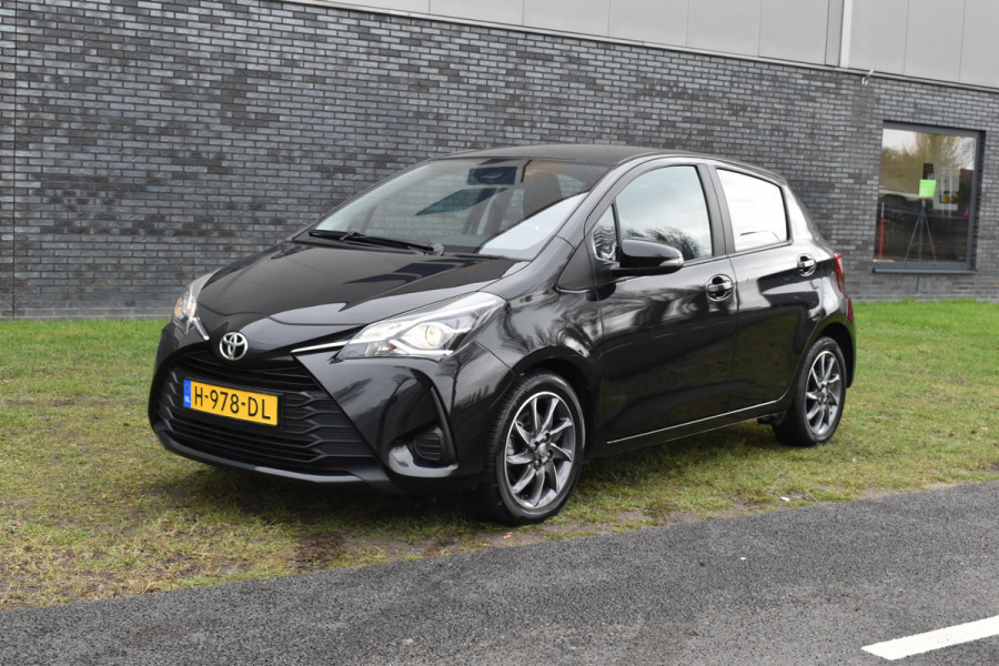 Toyota Yaris 1.5 VVT-i Active Trekhaak Parkeer camera Apple Carplay