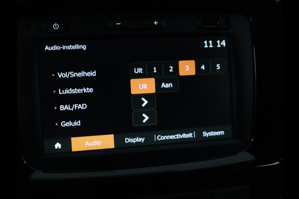 Dacia Spring Extreme 27 kWh | Leder | Carplay | Camera | Airco | Navigatie | Parkeerhulp | Speedlimiter | Bluetooth