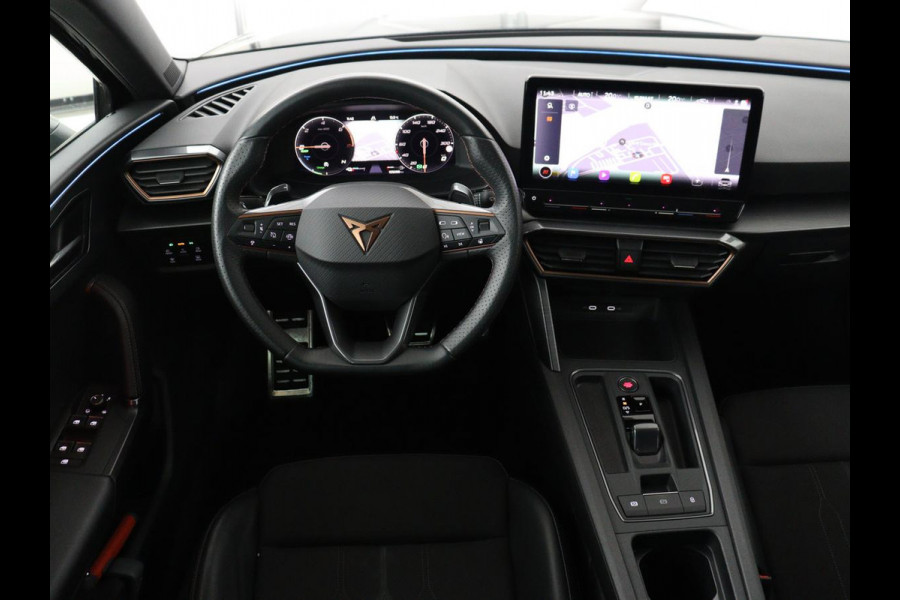 CUPRA Leon 1.4 e-Hybrid VZ Business | 245pk | Origineel NL | Trekhaak | Stuurverwarming |  Carplay | Adaptive cruise | Sfeerverlichting | Navigatie | Parkeerhulp | Keyless | PHEV | Plug In