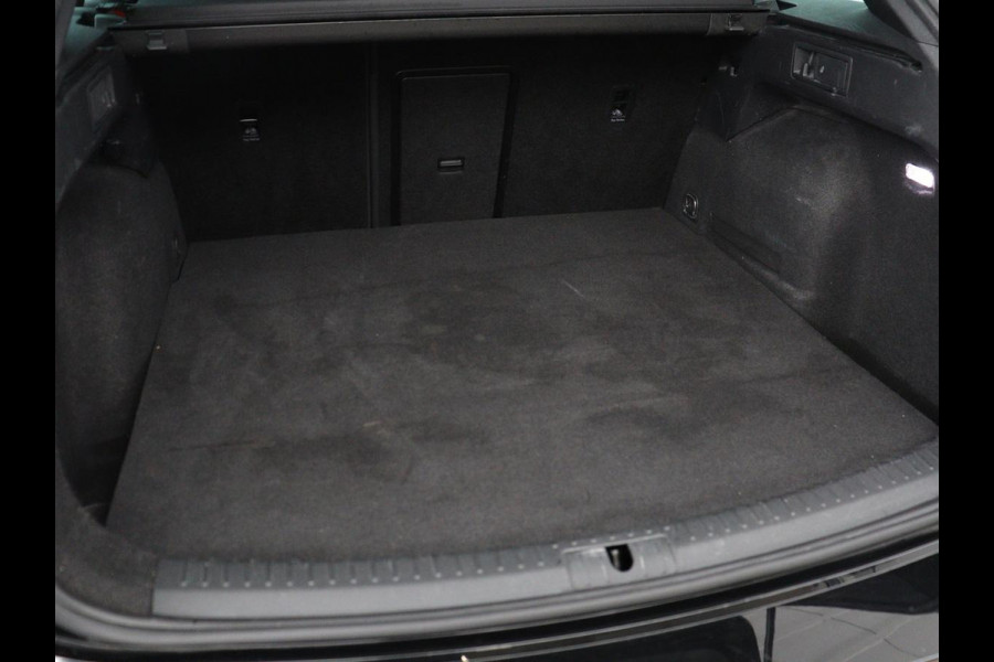 CUPRA Leon 1.4 e-Hybrid VZ Business | 245pk | Origineel NL | Trekhaak | Stuurverwarming |  Carplay | Adaptive cruise | Sfeerverlichting | Navigatie | Parkeerhulp | Keyless | PHEV | Plug In