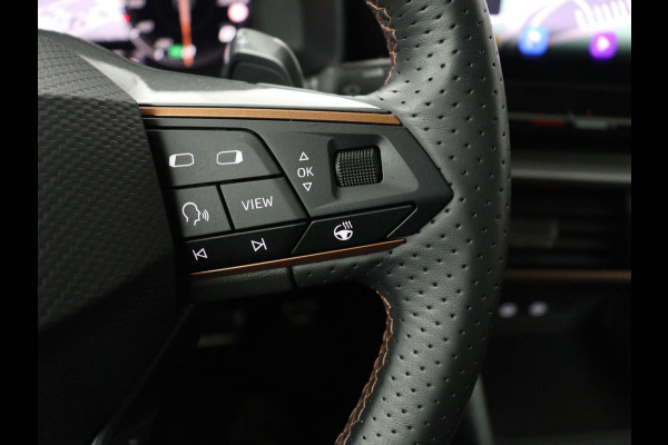 CUPRA Leon 1.4 e-Hybrid VZ Business | 245pk | Origineel NL | Trekhaak | Stuurverwarming |  Carplay | Adaptive cruise | Sfeerverlichting | Navigatie | Parkeerhulp | Keyless | PHEV | Plug In