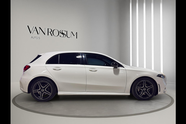 Mercedes-Benz A-Klasse 220 Premium Plus AMG | Sfeer | 18"| Camera | Stoelverw | Parkeersensors | Burmester | Matrix |