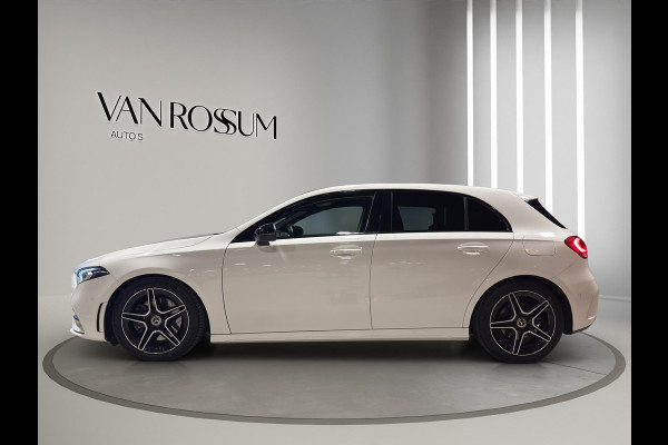 Mercedes-Benz A-Klasse 220 Premium Plus AMG | Sfeer | 18"| Camera | Stoelverw | Parkeersensors | Burmester | Matrix |