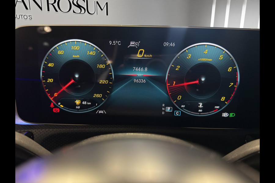 Mercedes-Benz A-Klasse 220 Premium Plus AMG | Sfeer | 18"| Camera | Stoelverw | Parkeersensors | Burmester | Matrix |