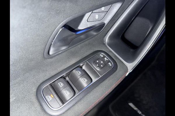 Mercedes-Benz A-Klasse 220 Premium Plus AMG | Sfeer | 18"| Camera | Stoelverw | Parkeersensors | Burmester | Matrix |