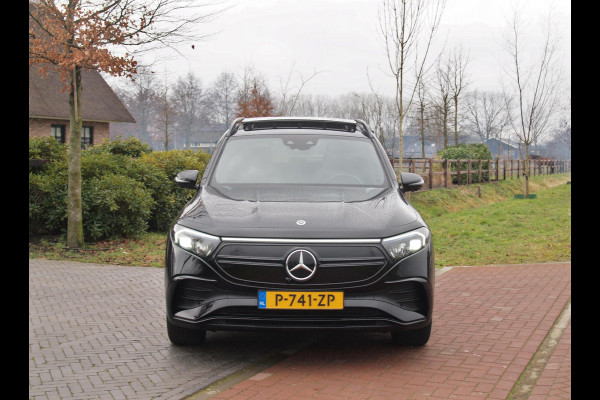 Mercedes-Benz EQB 250 AMG Line 67 kWh | SOH 95% | Panoramadak | Head-Up Display | 360 Camera | Sfeerverlichting |