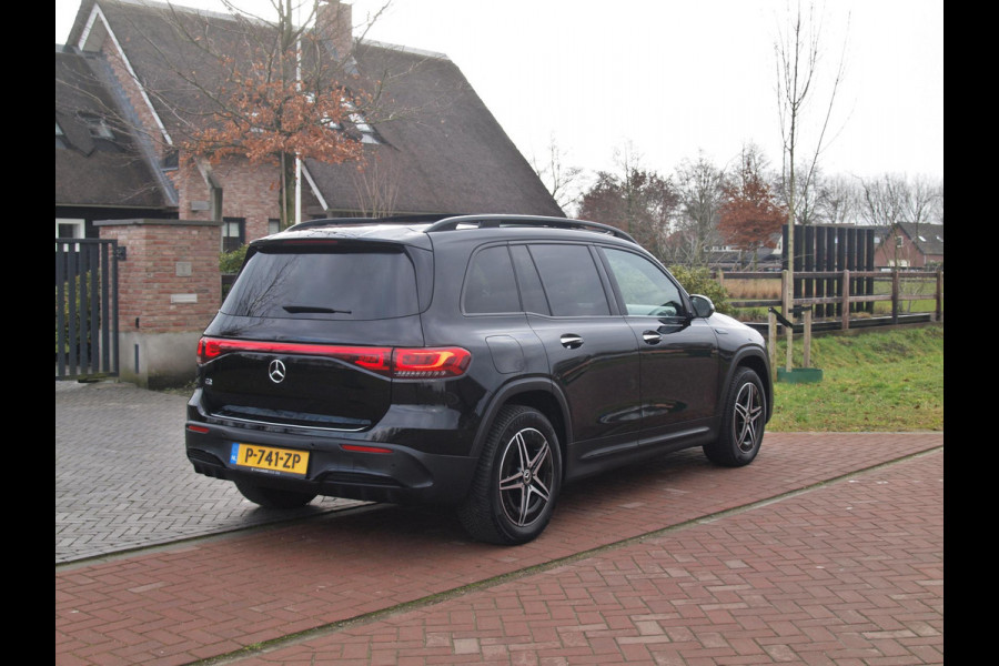 Mercedes-Benz EQB 250 AMG Line 67 kWh | SOH 95% | Panoramadak | Head-Up Display | 360 Camera | Sfeerverlichting |