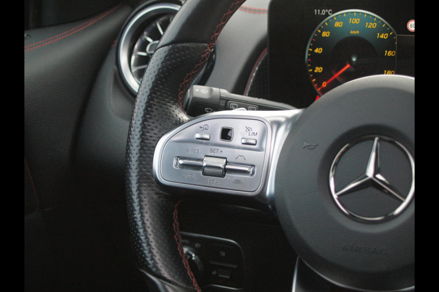 Mercedes-Benz EQB 250 AMG Line 67 kWh | SOH 95% | Panoramadak | Head-Up Display | 360 Camera | Sfeerverlichting |