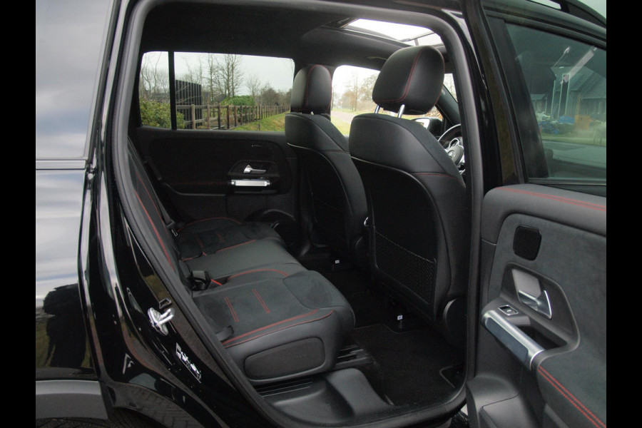 Mercedes-Benz EQB 250 AMG Line 67 kWh | SOH 95% | Panoramadak | Head-Up Display | 360 Camera | Sfeerverlichting |
