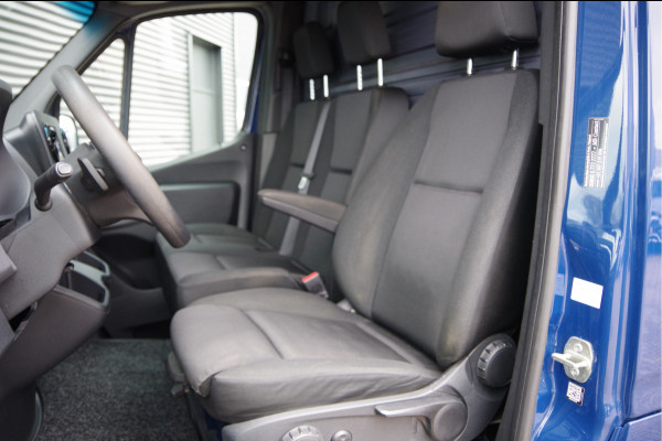 Mercedes-Benz Sprinter 314 2.2 CDI L2H1 3-ZITS, AUT. TREKHAAK, CAMERA, NAVI, CRUISE, CLIMA, PARKEERSENSOREN, NL AUTO, NAP