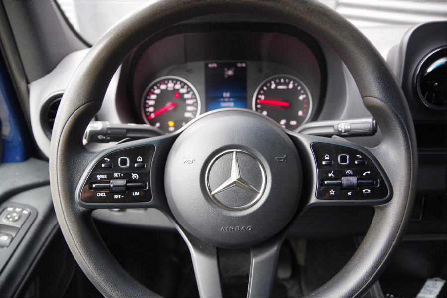 Mercedes-Benz Sprinter 314 2.2 CDI L2H1 3-ZITS, AUT. TREKHAAK, CAMERA, NAVI, CRUISE, CLIMA, PARKEERSENSOREN, NL AUTO, NAP