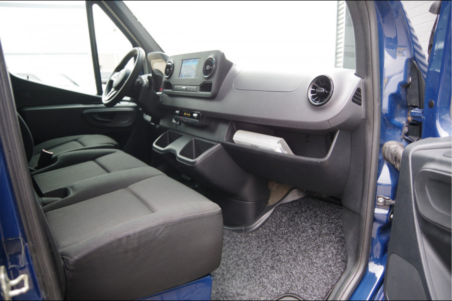 Mercedes-Benz Sprinter 314 2.2 CDI L2H1 3-ZITS, AUT. TREKHAAK, CAMERA, NAVI, CRUISE, CLIMA, PARKEERSENSOREN, NL AUTO, NAP