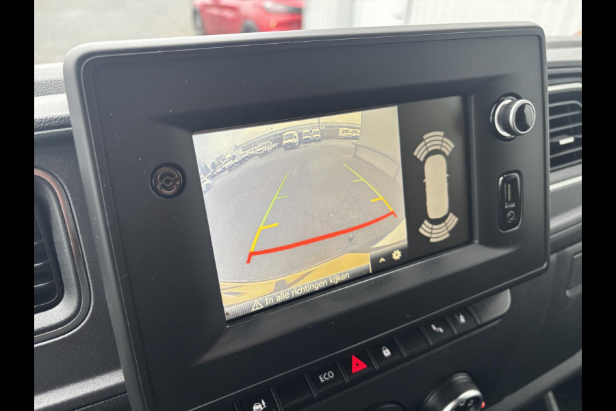 Renault Master T35 2.3 dCi 135 L2H2*A/C*CRUISE*NAVI*HAAK*CAM*3PER