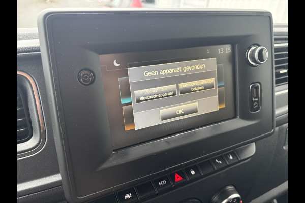 Renault Master T35 2.3 dCi 135 L2H2*A/C*CRUISE*NAVI*HAAK*CAM*3PER