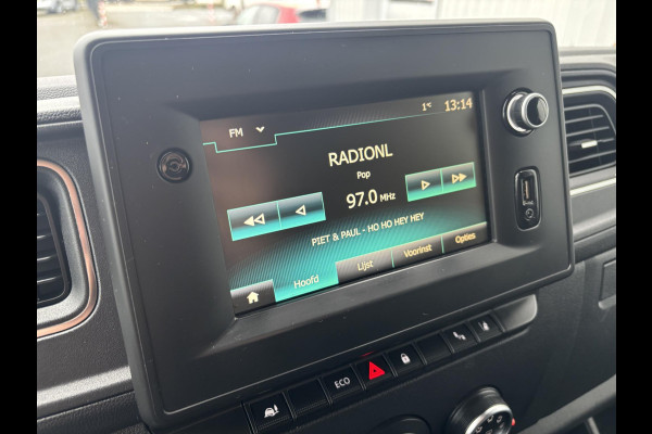 Renault Master T35 2.3 dCi 135 L2H2*A/C*CRUISE*NAVI*HAAK*CAM*3PER