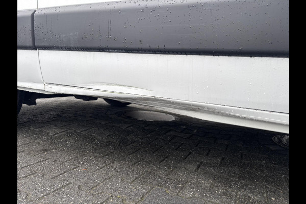 Renault Master T35 2.3 dCi 135 L2H2*A/C*CRUISE*NAVI*HAAK*CAM*3PER