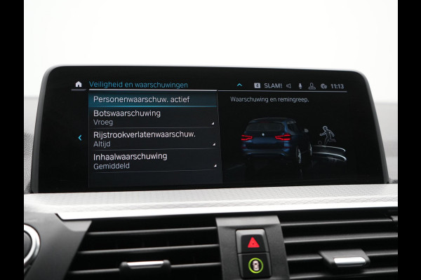 BMW X3 xDrive30e M Sport Plug In Hybrid 293pk Dealer O.H. PHEV | Head Up | 360 Camera | Lederen Sportstoelen Verwarmd | Sfeerverlichting | Keyless | Blis | Virtual | Navigatie | DAB | Cruise Control | Carbon Schwarz Metallic |