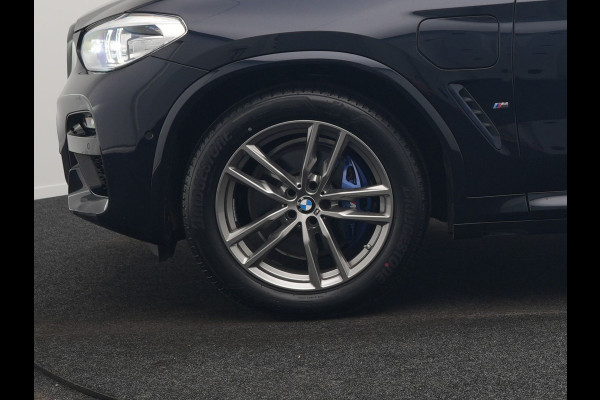 BMW X3 xDrive30e M Sport Plug In Hybrid 293pk Dealer O.H. PHEV | Head Up | 360 Camera | Lederen Sportstoelen Verwarmd | Sfeerverlichting | Keyless | Blis | Virtual | Navigatie | DAB | Cruise Control | Carbon Schwarz Metallic |