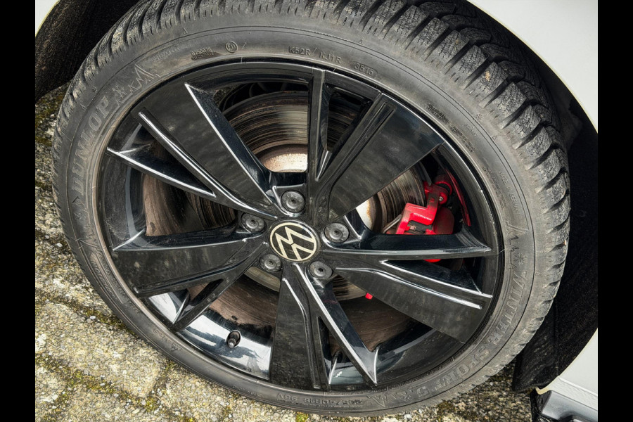 Volkswagen Golf 1.4 eHybrid GTE |GTI Look|Pano|Head-Up|Keyless|Camera|Carplay