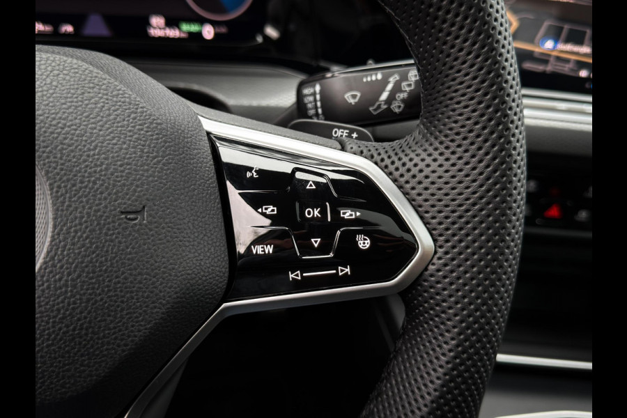 Volkswagen Golf 1.4 eHybrid GTE |GTI Look|Pano|Head-Up|Keyless|Camera|Carplay