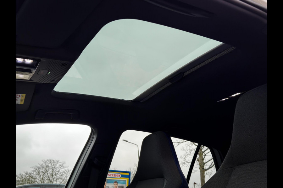 Volkswagen Golf 1.4 eHybrid GTE |GTI Look|Pano|Head-Up|Keyless|Camera|Carplay