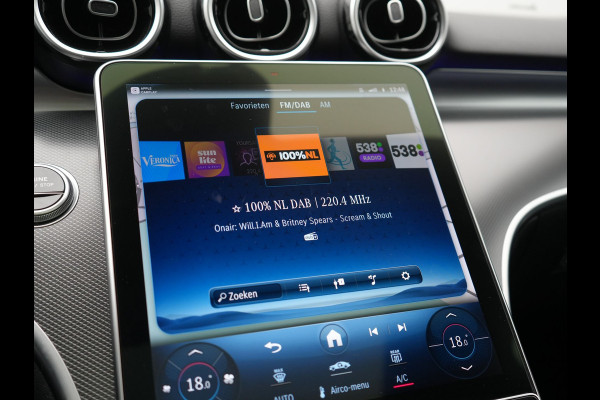 Mercedes-Benz C-Klasse Estate 300 e Avantgarde Plug In Hybrid 313pk Dealer O.H. PHEV | Panodak | 360 Camera | Lederen Sportstoelen & Stuur Verwarmd | Sfeerverlichting | Apple Carplay | Blis | Navigatie | Cruise Control | Virtual | DAB |