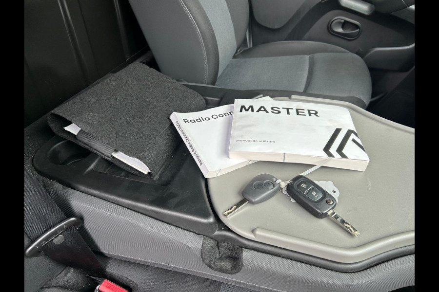 Renault Master T35 2.3 dCi 135 L3H2 Comfort Airco Cruise Camera !!NIEUWBINNEN!!