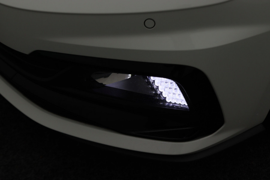 Volkswagen Polo 1.0 TSI Highline Business R-Line Leder/Stof, Virtual Cockpit, ACC, Apple Carplay, Climate, PDC, DAB, 16''