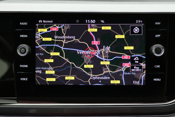 Volkswagen Polo 1.0 TSI Highline Business R-Line Leder/Stof, Virtual Cockpit, ACC, Apple Carplay, Climate, PDC, DAB, 16''