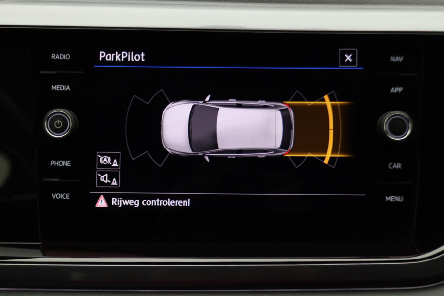 Volkswagen Polo 1.0 TSI Highline Business R-Line Leder/Stof, Virtual Cockpit, ACC, Apple Carplay, Climate, PDC, DAB, 16''