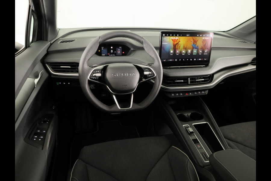 Škoda Enyaq 60 Sportline 204pk | Panoramadak | 20 inch | Sportstoelen | Adaptive Cruise | Blind Spot