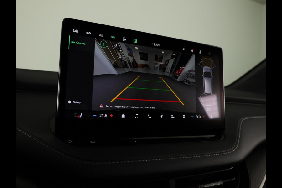 Škoda Enyaq 60 Sportline 204pk | Panoramadak | 20 inch | Sportstoelen | Adaptive Cruise | Blind Spot