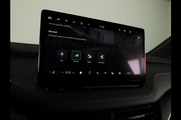 Škoda Enyaq 60 Sportline 204pk | Panoramadak | 20 inch | Sportstoelen | Adaptive Cruise | Blind Spot