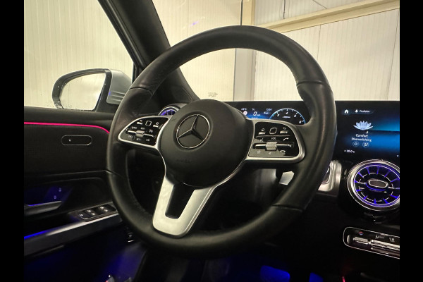 Mercedes-Benz Glb 200 | PANO | TREKHAAK | CAMERA | AMBIANCE | LED