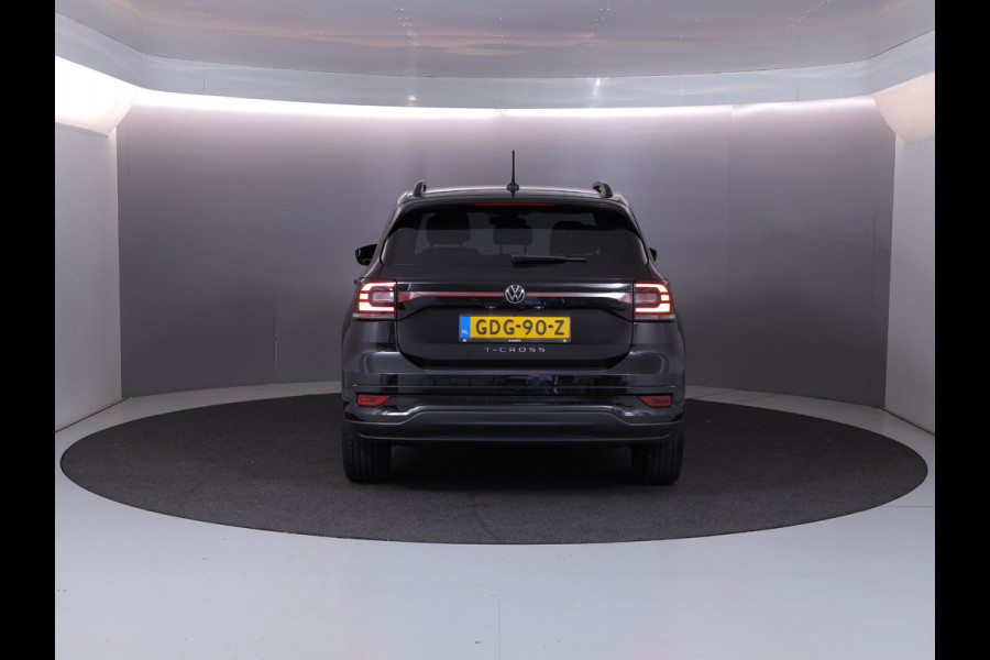 Volkswagen T-Cross 1.5 TSI Style Business R 150pk DSG| digital display| dodehoek| 17'LM-velgen| Camera