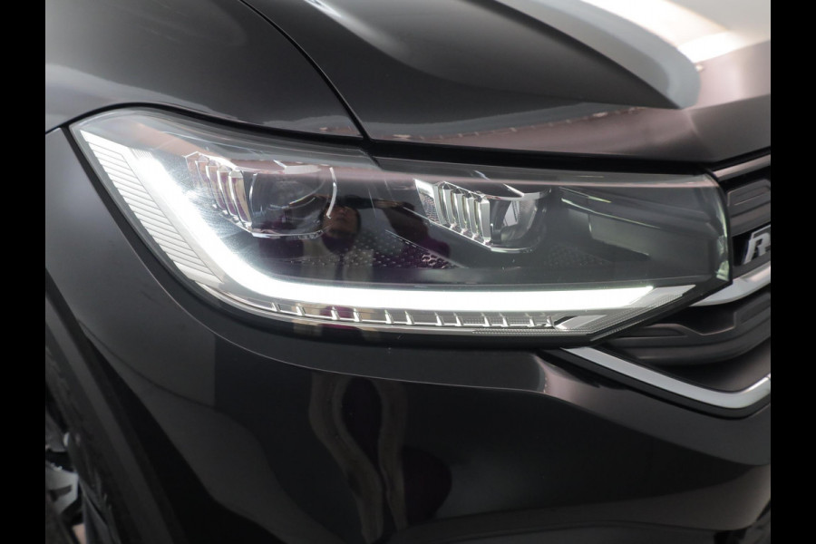 Volkswagen T-Cross 1.5 TSI Style Business R 150pk DSG| digital display| dodehoek| 17'LM-velgen| Camera