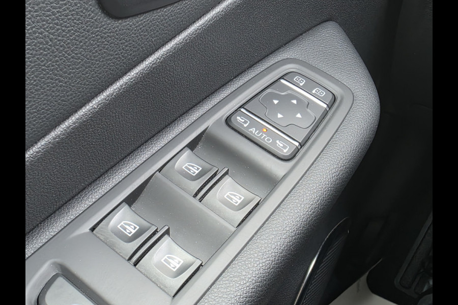 Renault Captur 0.9 TCe Intens NAP / DODEHOEK / CAMERA / NAVI