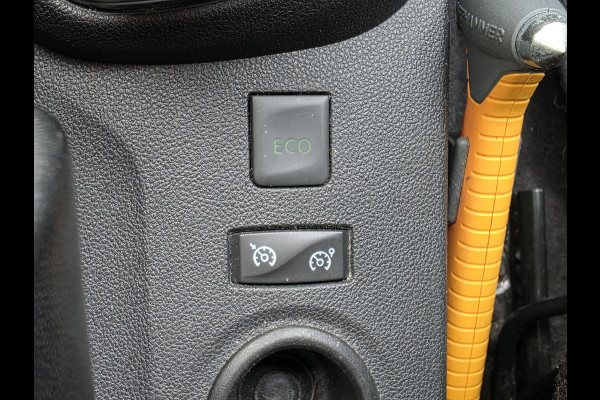 Renault Captur 0.9 TCe Intens NAP / DODEHOEK / CAMERA / NAVI