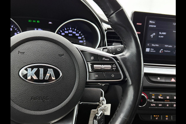 Kia Ceed 1.4 T-GDi DynamicLine CAMERA | CARPLAY | WINTER-PACK