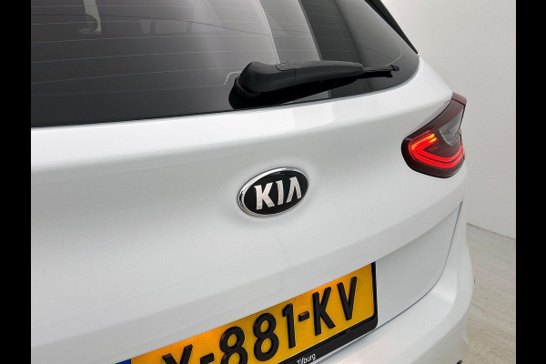Kia Ceed 1.4 T-GDi DynamicLine CAMERA | CARPLAY | WINTER-PACK