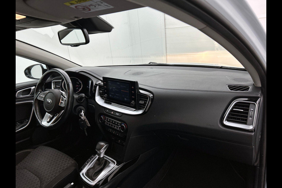 Kia Ceed 1.4 T-GDi DynamicLine CAMERA | CARPLAY | WINTER-PACK