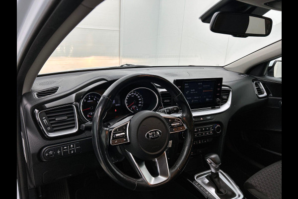Kia Ceed 1.4 T-GDi DynamicLine CAMERA | CARPLAY | WINTER-PACK