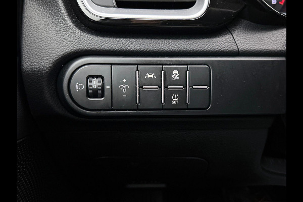 Kia Ceed 1.4 T-GDi DynamicLine CAMERA | CARPLAY | WINTER-PACK