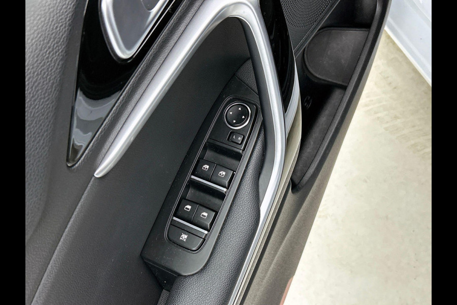 Kia Ceed 1.4 T-GDi DynamicLine CAMERA | CARPLAY | WINTER-PACK