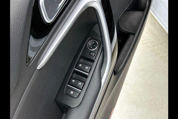 Kia Ceed 1.4 T-GDi DynamicLine CAMERA | CARPLAY | WINTER-PACK