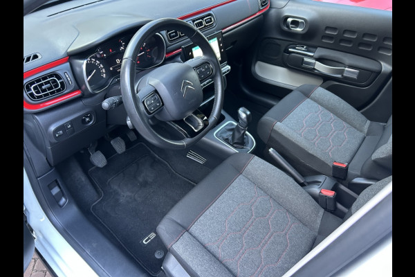 Citroën C3 1.2 Shine Navi, Camera, Carplay, 17" LMV, Trekhaak afn.
