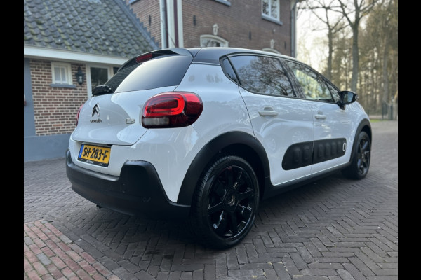 Citroën C3 1.2 Shine Navi, Camera, Carplay, 17" LMV, Trekhaak afn.