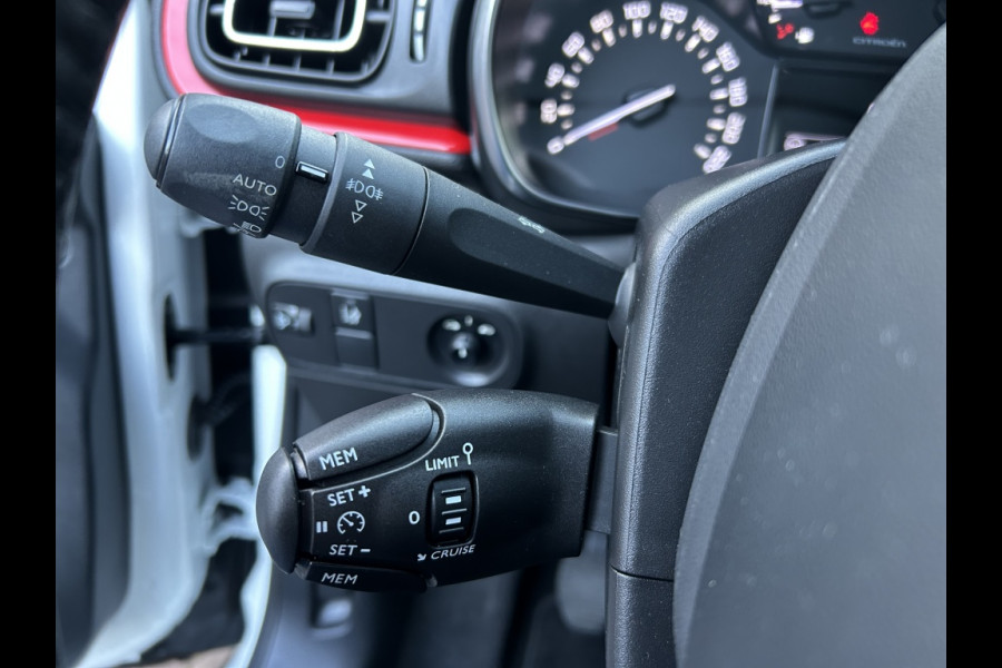 Citroën C3 1.2 Shine Navi, Camera, Carplay, 17" LMV, Trekhaak afn.