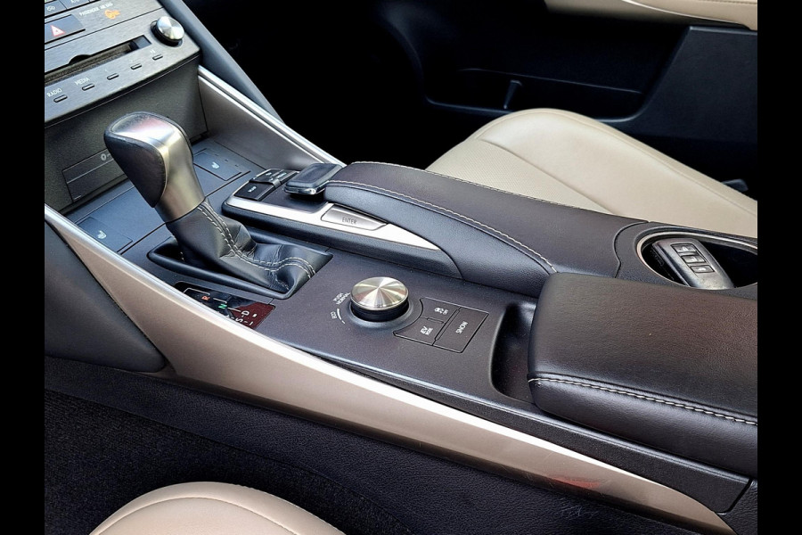 Lexus IS 300h Luxury Line | Leder beige | Camera | DAB+ | LED | occasion