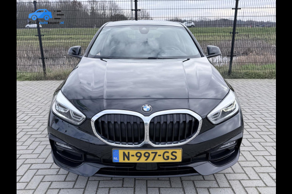 BMW 1-serie 118i Business Edition Plus | Camera | PDC | Stoelverw. | Sport pakket